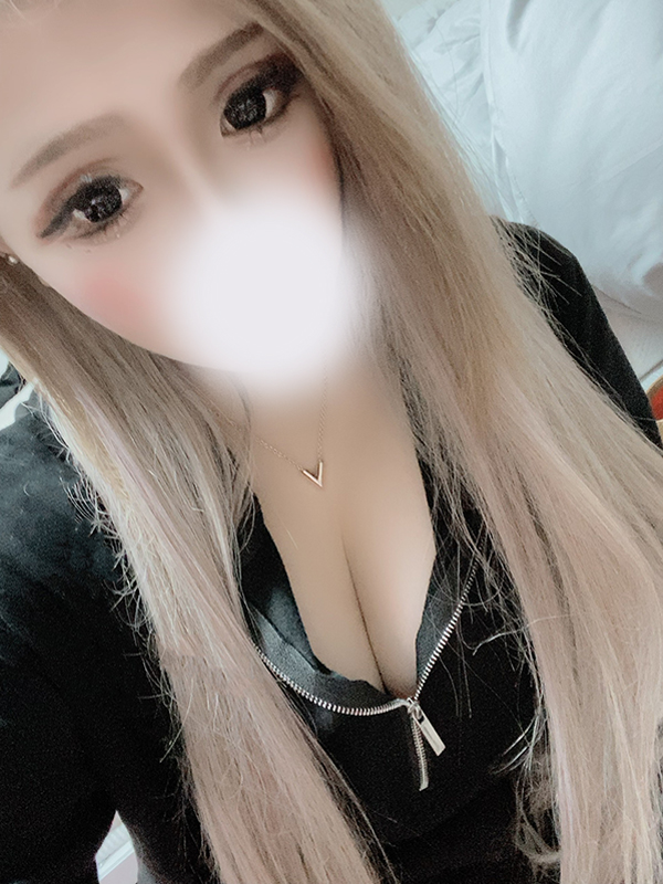 りりか　60分3300円